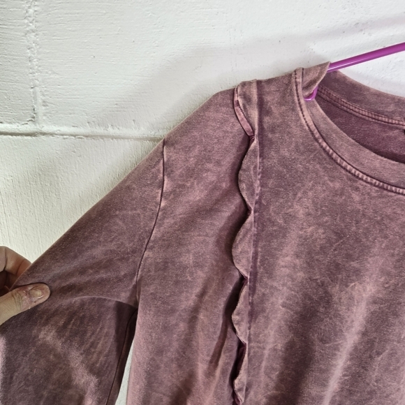 Anthropologie eri + ali weckerlie scalloped dusty mauve ruffle sweatshirt - Picture 7 of 8